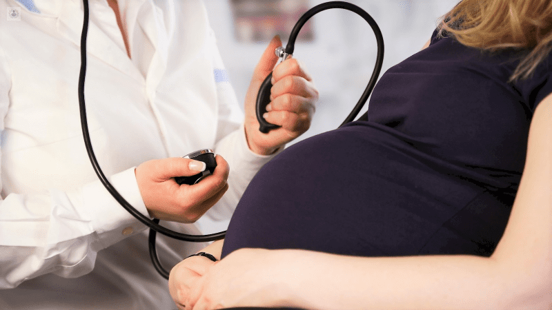 Por qué es importante controlar la salud cardiovascular durante el embarazo