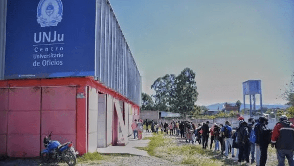 Nuevos cursos para la Escuela de Oficios de la UNJu.