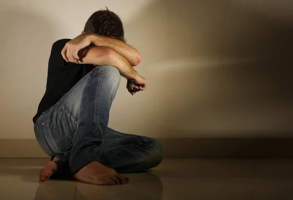 Joven fue abusado al salir del Boliche.