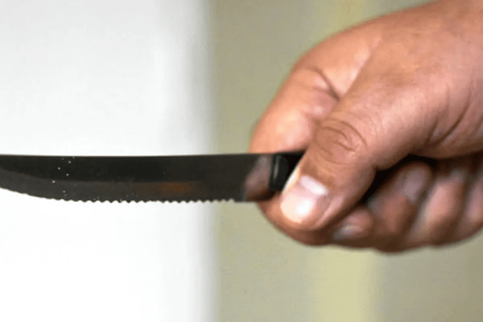 Capital: Ladrón detenido y le secuestraron un Arma Blanca.