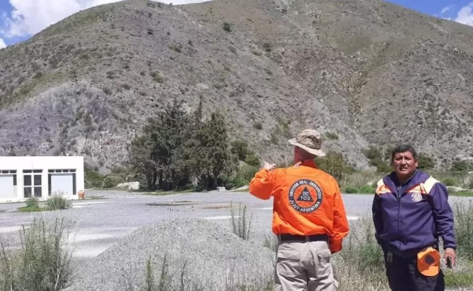 Volcán: Diseñaron un Plan de Evacuación ante posibles Emergencias Climáticas.