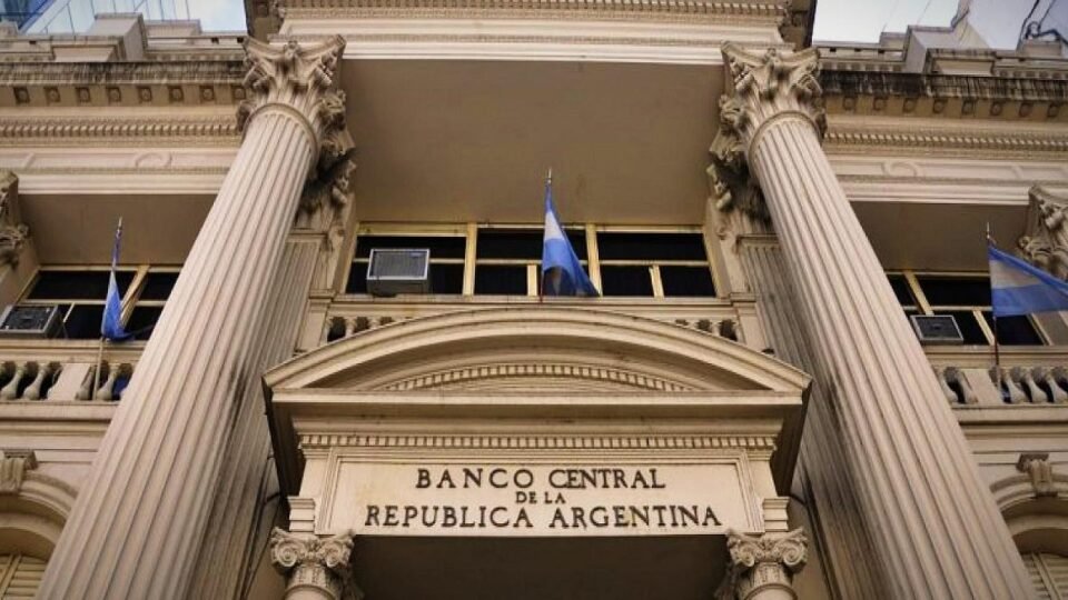 El Banco Central confirmó que habrá billetes de .000.