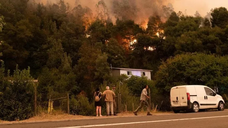 Hay muertos y evacuados por los incendios en Chile.
