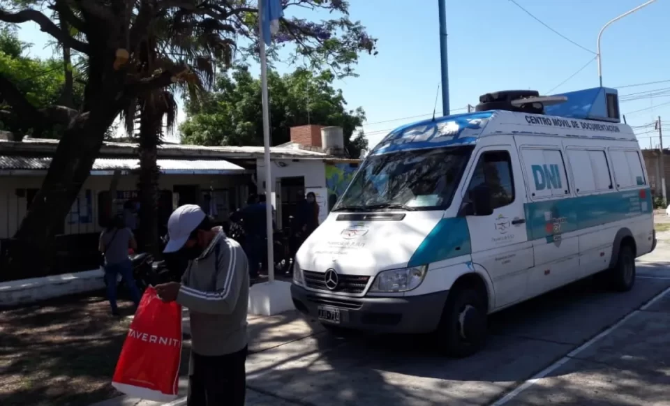 Operativo DNI en Alto Comedero.