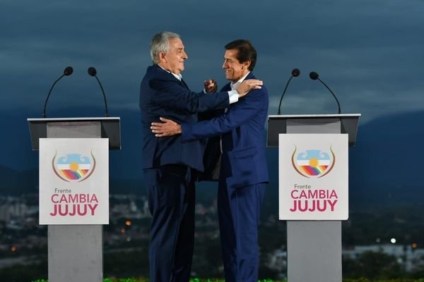 El «Cambia Jujuy» se inscribió con otras 44 Agrupaciones Políticas.