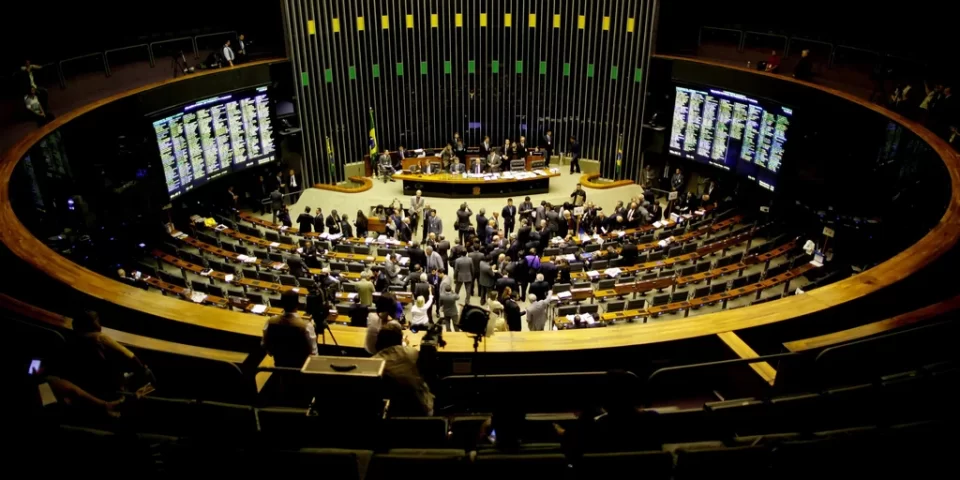 Fallo Histórico en Brasil: Ley de Igualdad Salarial