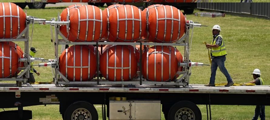 EEUU: Instalan Muro Acuático contra la inmigración ilegal