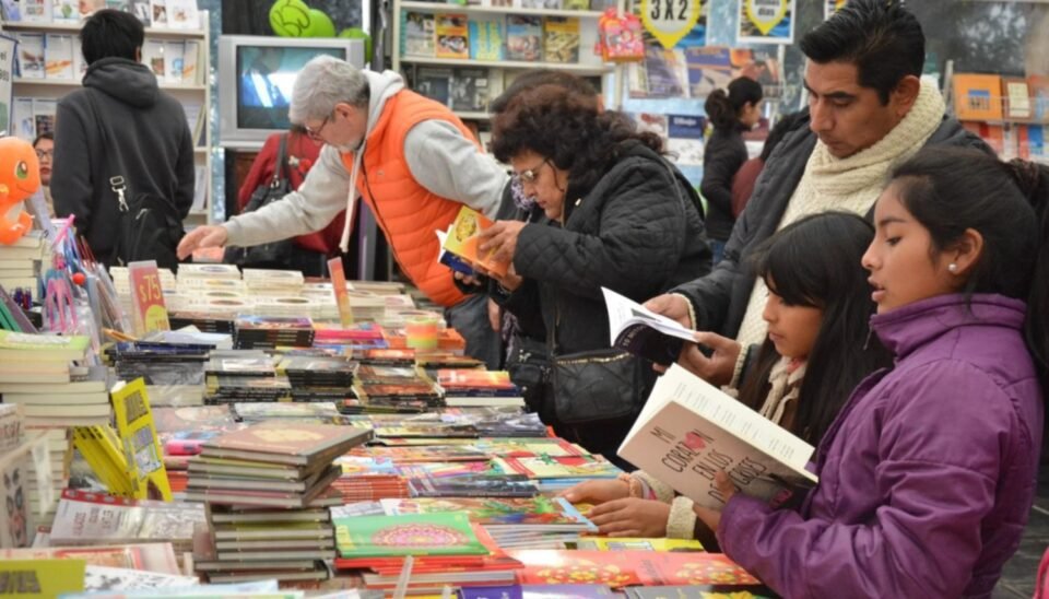 Comenzó la Feria del Libro en Jujuy