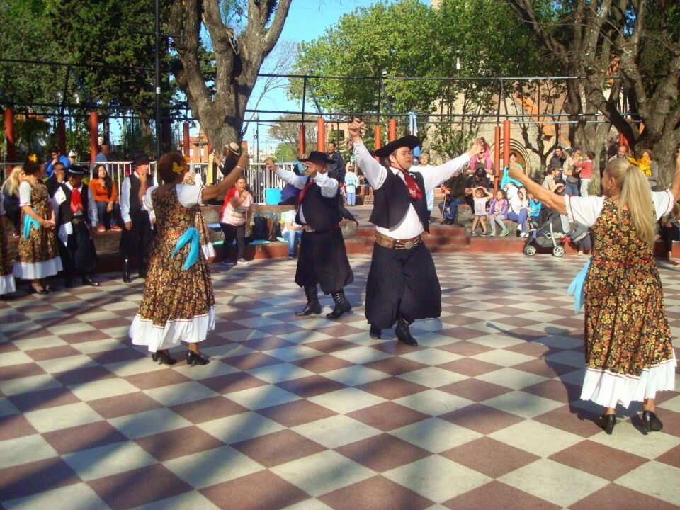 22 de agosto Día Mundial del Folklore