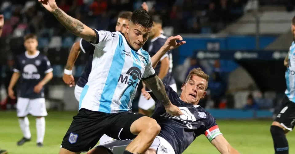 Gimnasia de Jujuy visita a Independiente de Mendoza