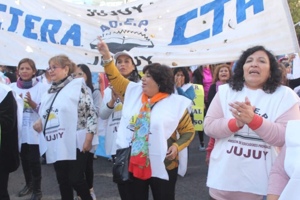 Reliquidarán sueldos de Docentes en Jujuy
