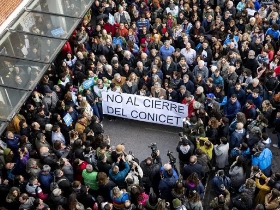 Científicos del CONICET en contra de la privatización