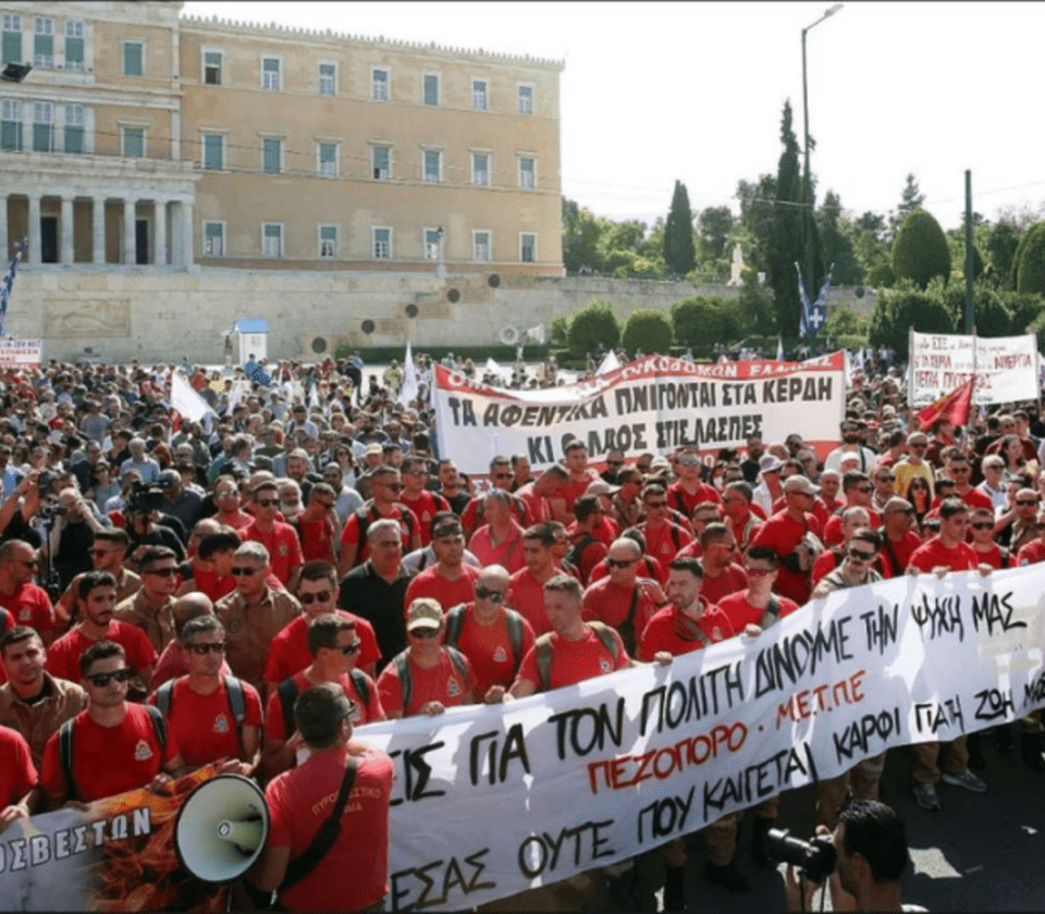 Grecia aprobó la semana laboral de 6 días