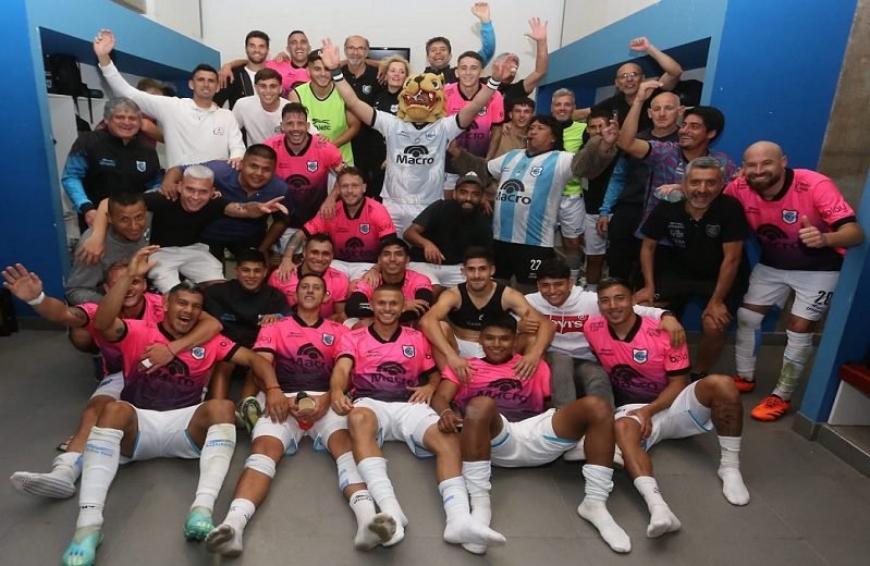 Ganó Gimnasia y se acerca al reducido