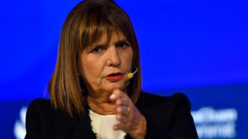 Bullrich afirmó que derogaría en “2 minutos”