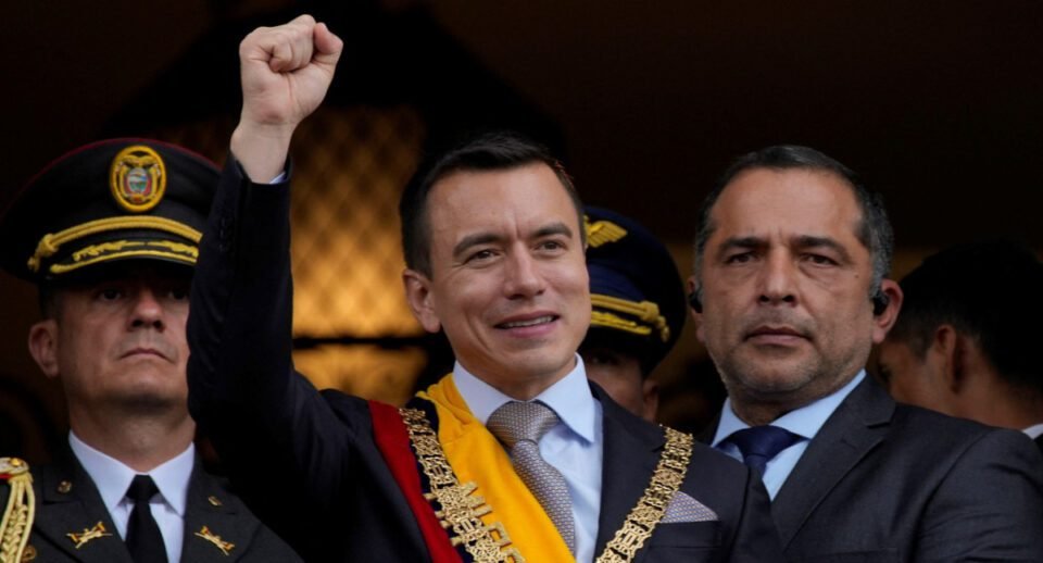 Noboa asumió como presidente en Ecuador