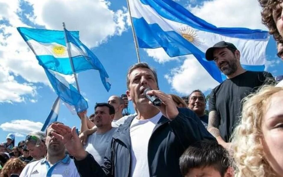 Sergio Massa presentó 14 ejes de su futuro gobierno