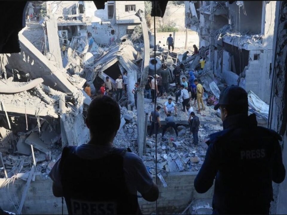 Murieron 195 refugiados en los bombardeos al campo de Jabalia