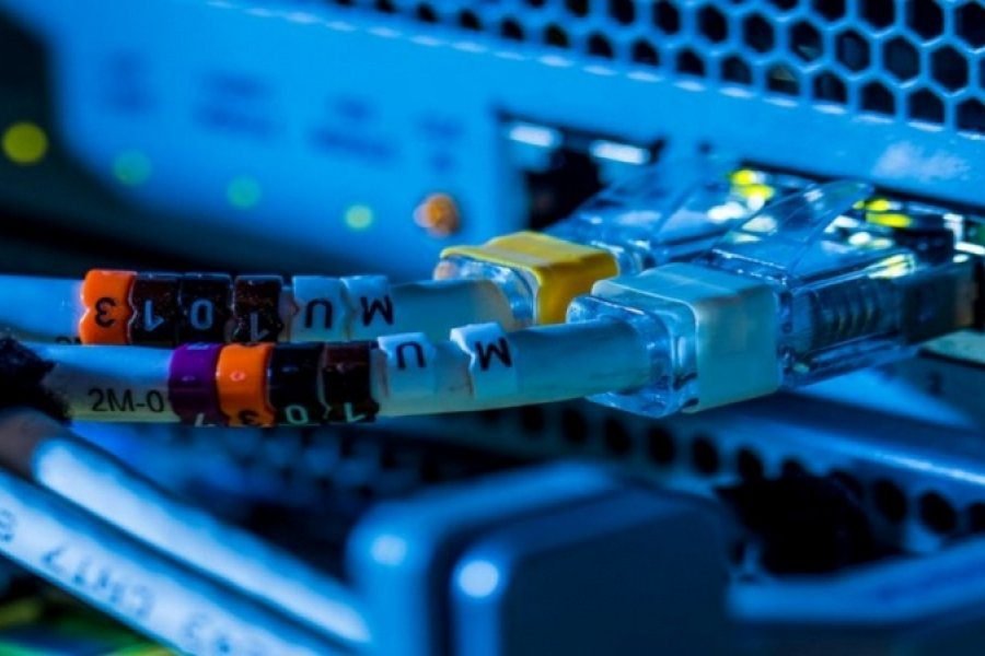 Comenzó el tendido de fibra óptica para escuelas en Jujuy.