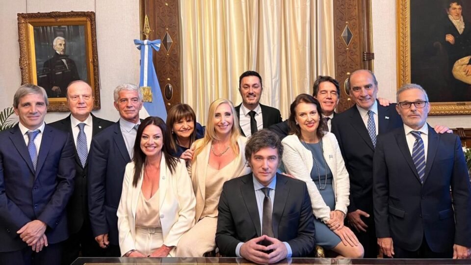 Los primeros Decretos de Javier Milei 