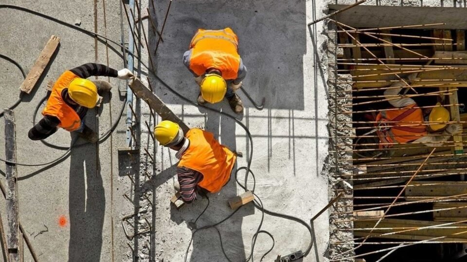 Conocé qué dice el DNU en materia laboral 