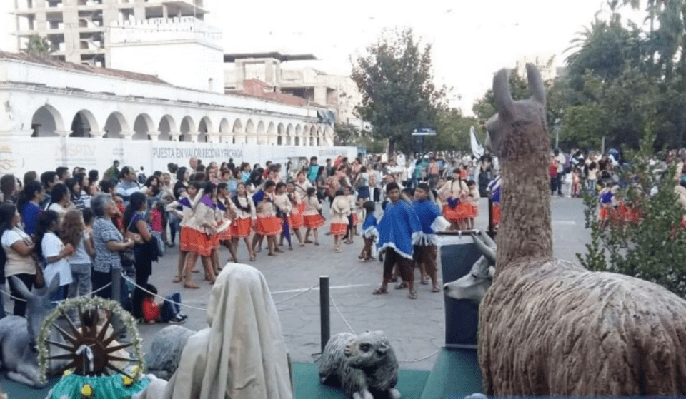 Encuentro de pesebres en la Catedral