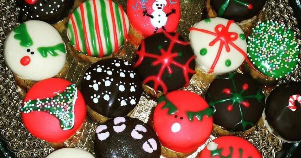 Conocé esta receta para hacer alfajores de maicena Navideños
