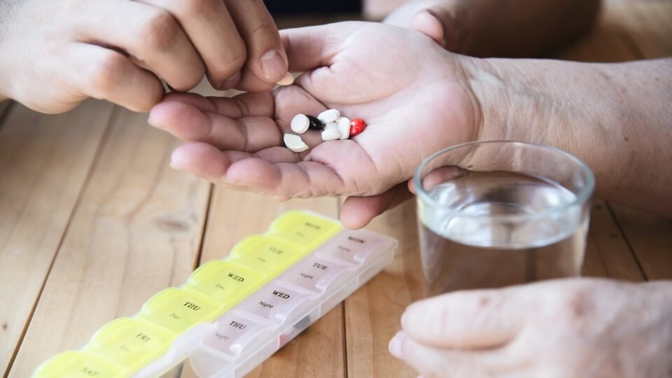 Descubren un efecto secundario en las pastillas contra el colesterol