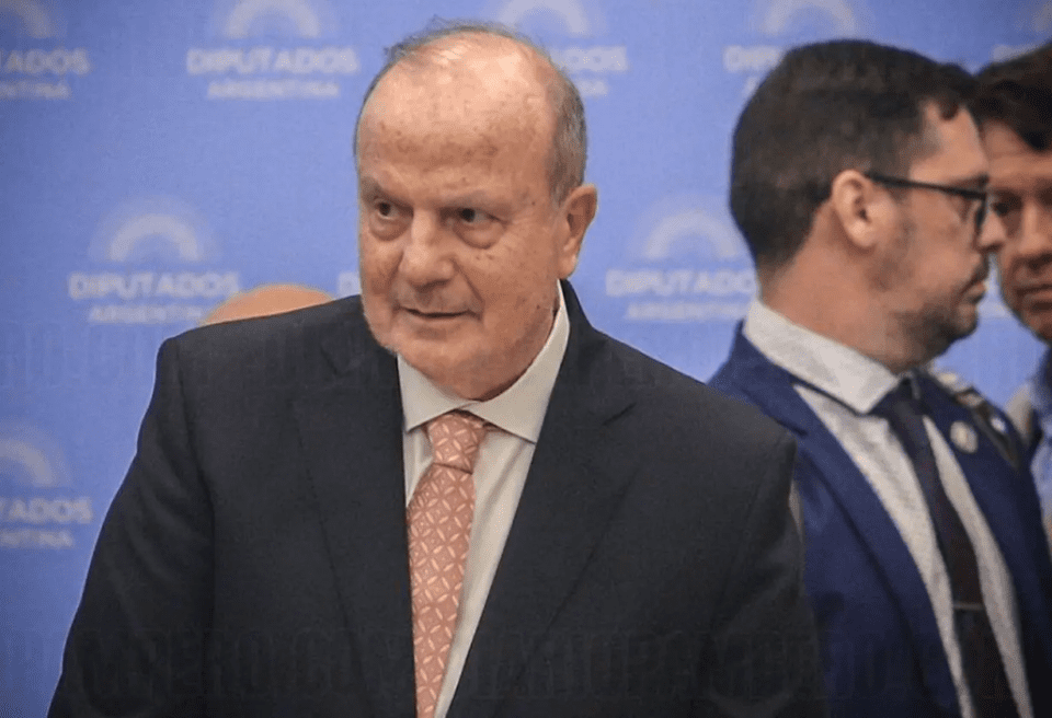 Milei despidió al Ministro de Infraestructura