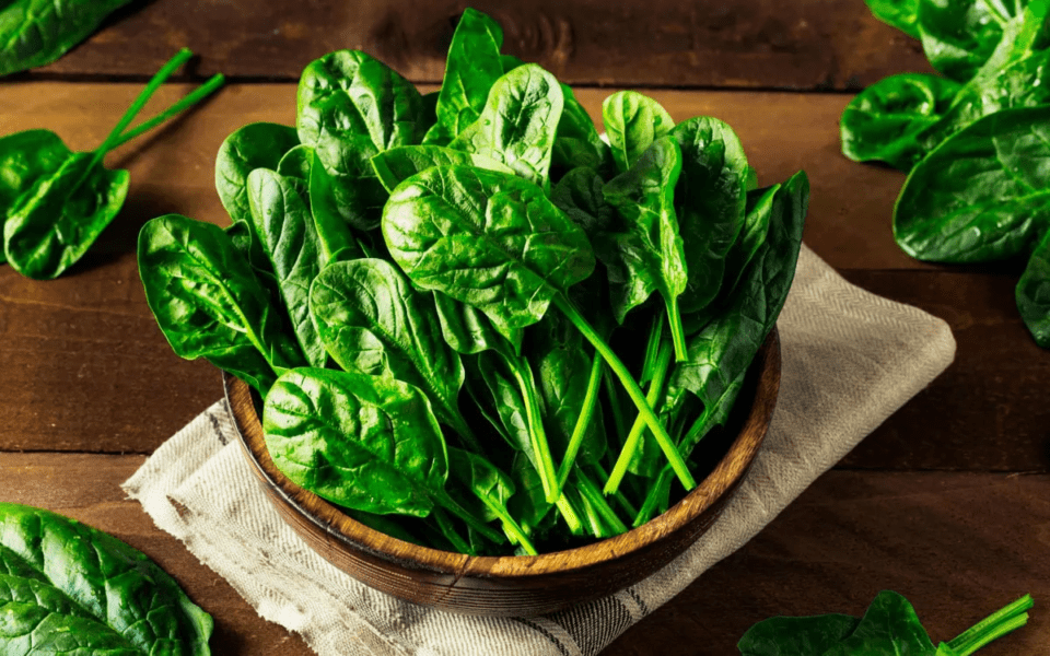 Cuáles son los beneficios de la espinaca 