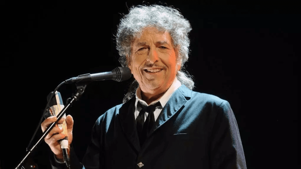  Hoy 24 de Mayo: Nació Bob Dylan 