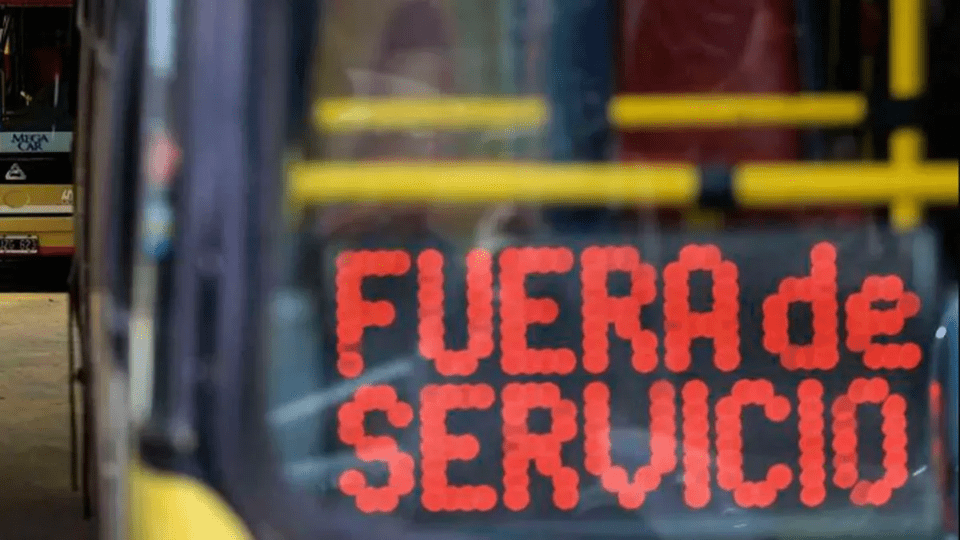 La UTA anunció un paro de colectivos por 24 horas 