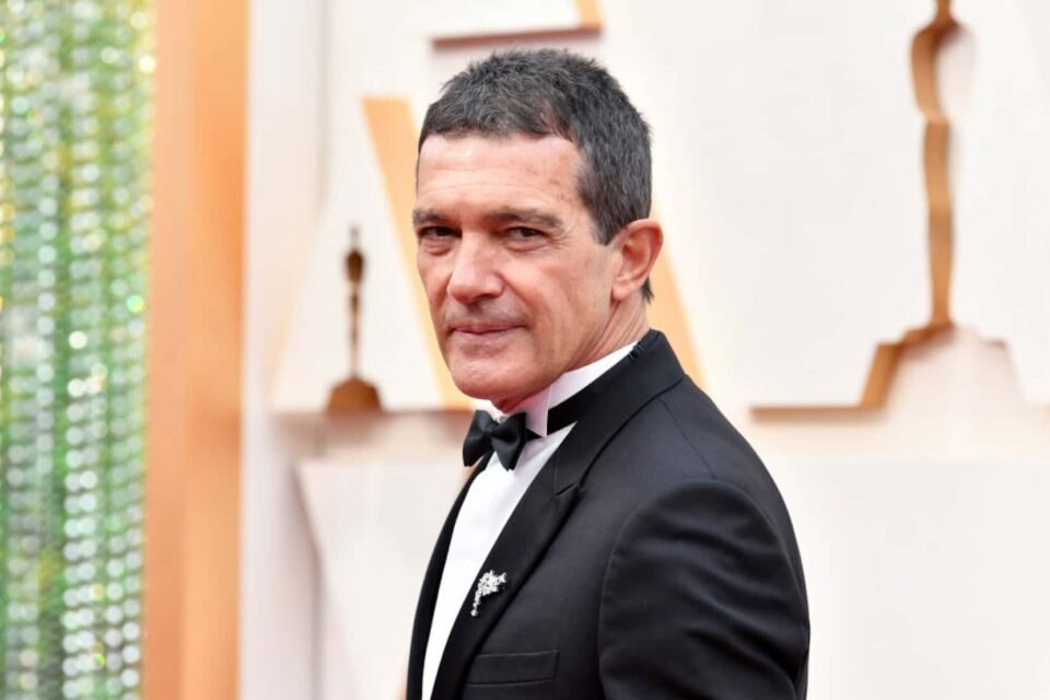 Hoy 10 de Agosto: Nació Antonio Banderas 