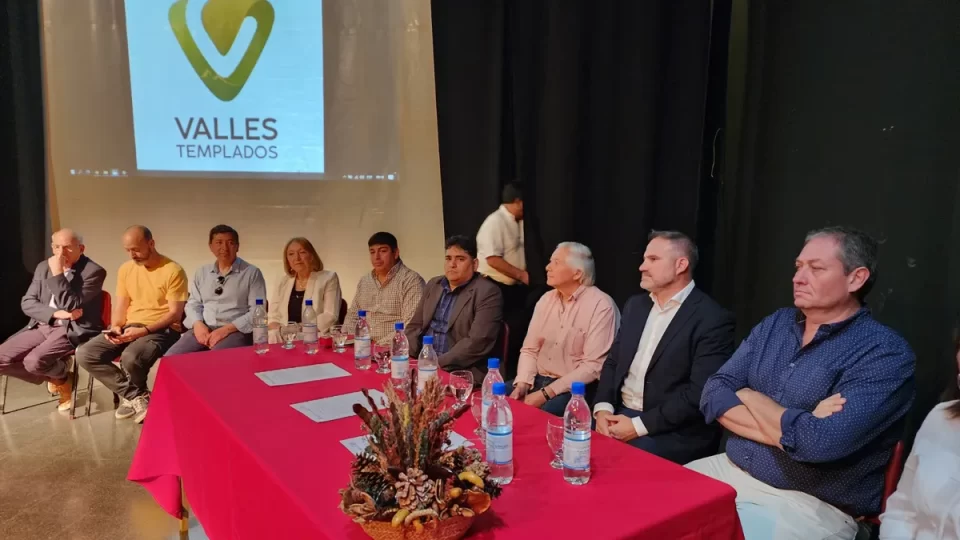 Firmaron el convenio “Valles Templados” 