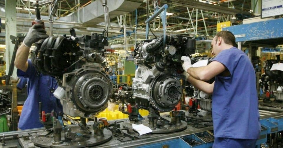 La actividad industrial tuvo una caída anual del 9%