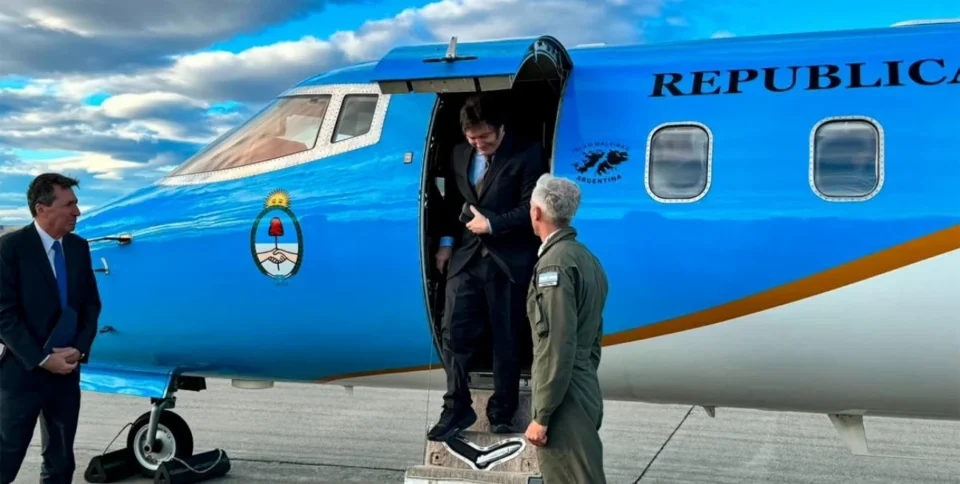 El Gobierno autorizó al Presidente a viajar al exterior 