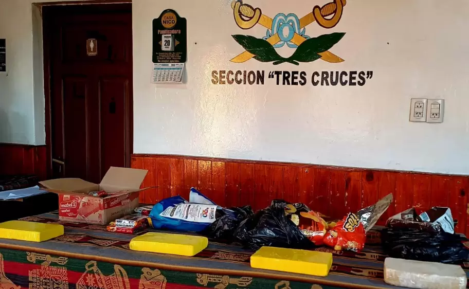 Encontraron más de 4 kilos de cocaína ocultos en un colectivo 