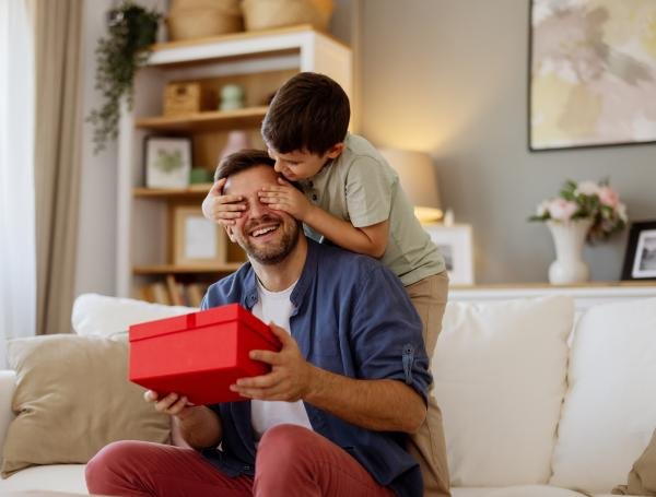 Consejos para realizar compras seguras por el Día del Padre