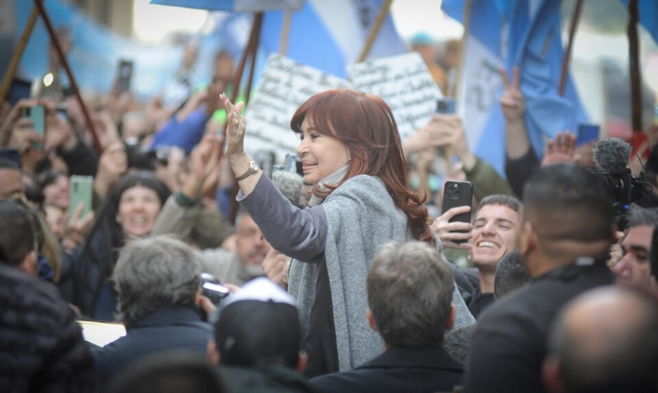 Convocan a una movilización en apoyo a Cristina Kirchner 