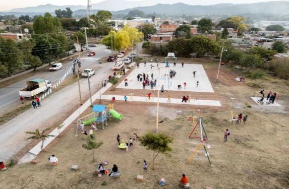 Inauguraron el Polideportivo del Barrio Alfonso en Alto Comedero