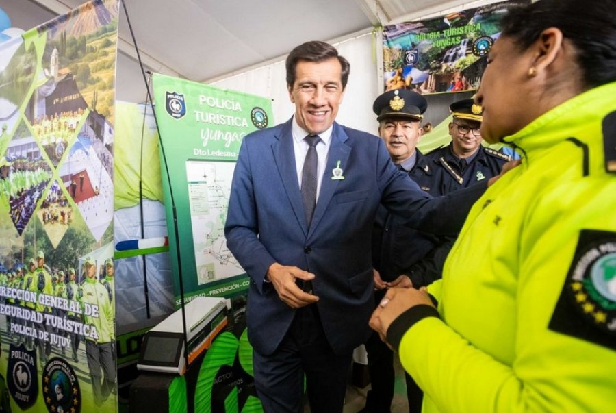 Sadir recorrió la Expo Policial 