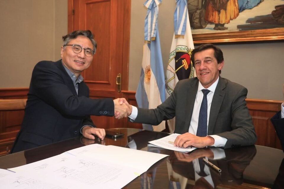 Jujuy y China, firmaron un convenio para la explotación minera 