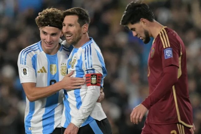 La Selección Argentina venció 3-0 a Venezuela
