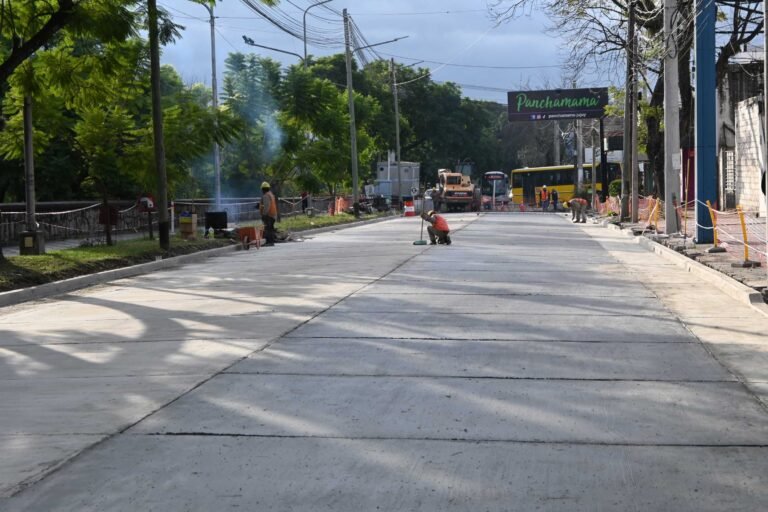 Tránsito: Corte en Av. Yrigoyen por obras de repavimentación