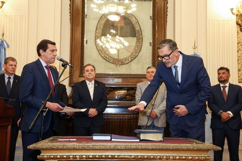 Alejandro Bossatti asumió como Procurador General del MPA 