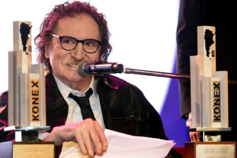 Charly García recibió el Premio Konex de Brillante 