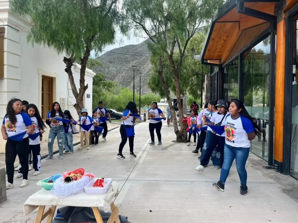 Turismo: Pesebres en las estaciones del Tren Solar 