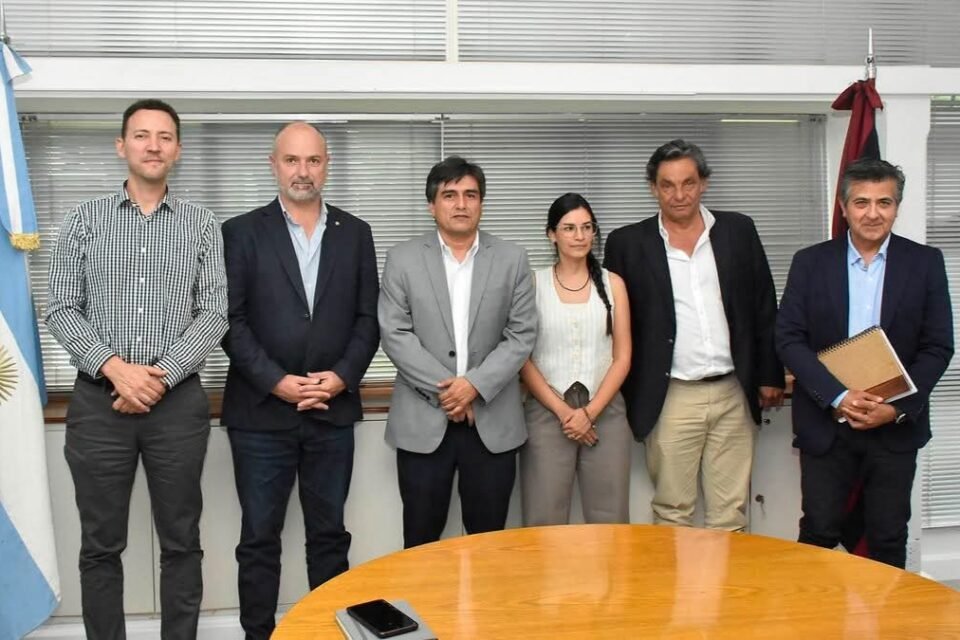 Jujuy impulsa una agenda minera con Salta y Catamarca