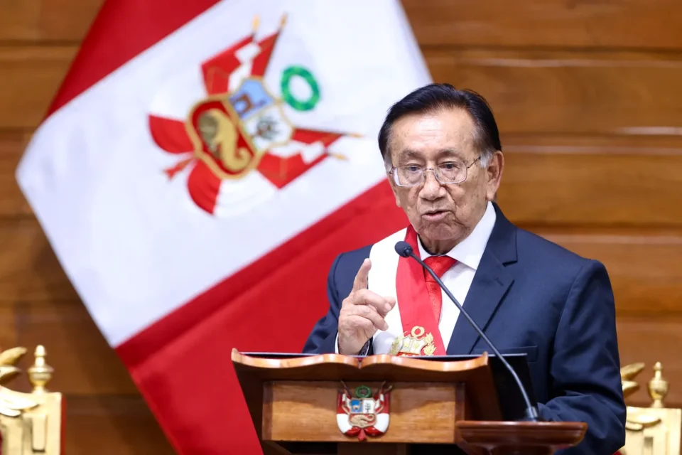 José María Balcázar es el nuevo Presidente de Perú  