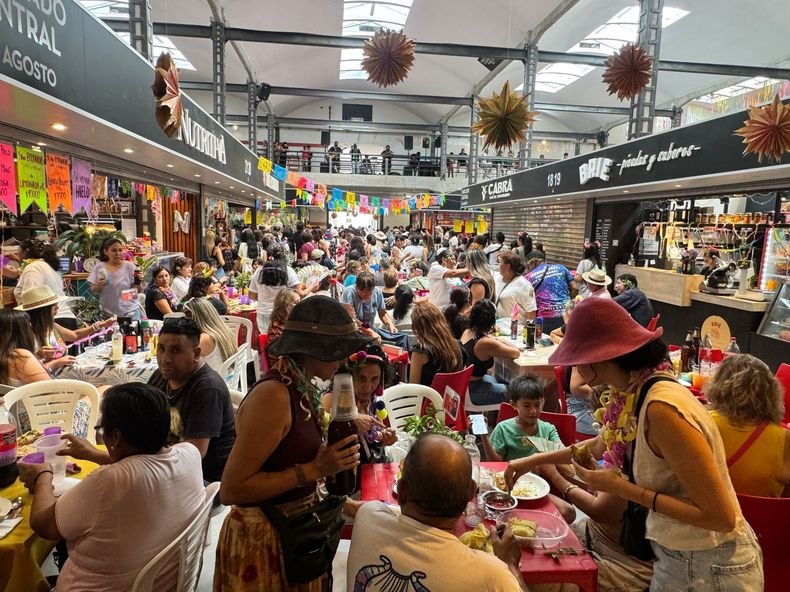 Celebrarán el “Jueves de Comadres” en el Mercado 6 de Agosto